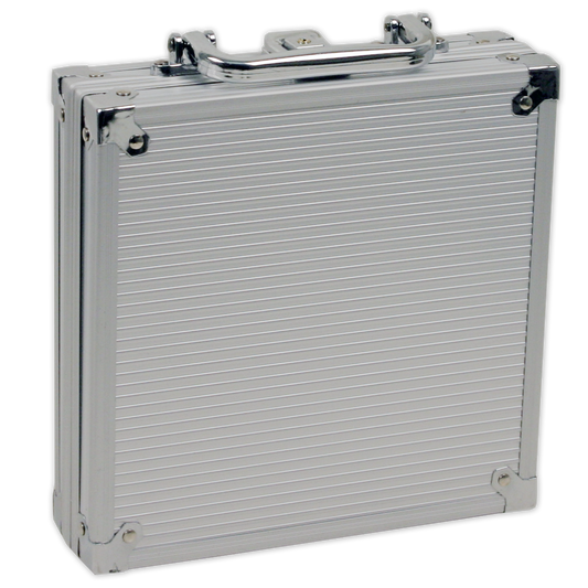 Aluminum poker chips case with room for 100 chips