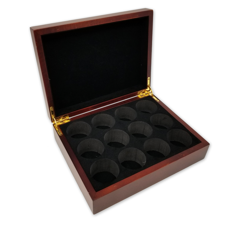 Mahogany wood golf ball box with room for 12 balls - Interior view