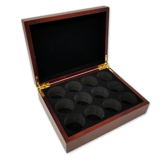 Mahogany wood golf ball box with room for 12 balls - Interior view